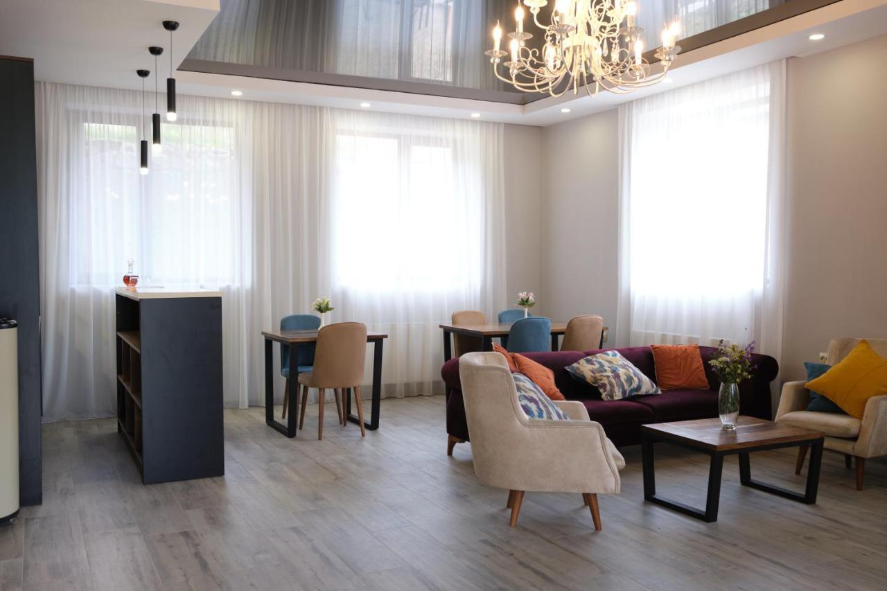 Hotel Axien Kazbegi Kültér fotó