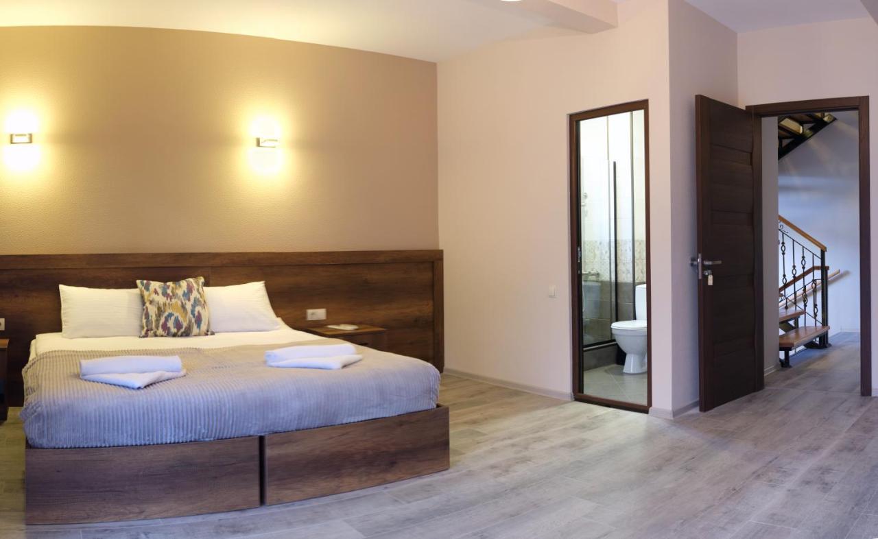 Hotel Axien Kazbegi Kültér fotó